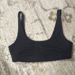 Vuori Black sports bra